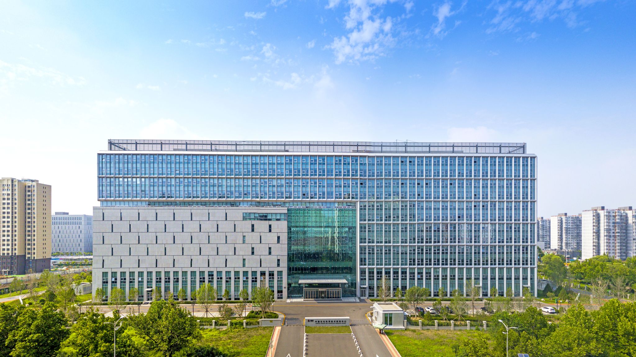 ɽ����Ͷ��������һ���������ס�С���ˡ�