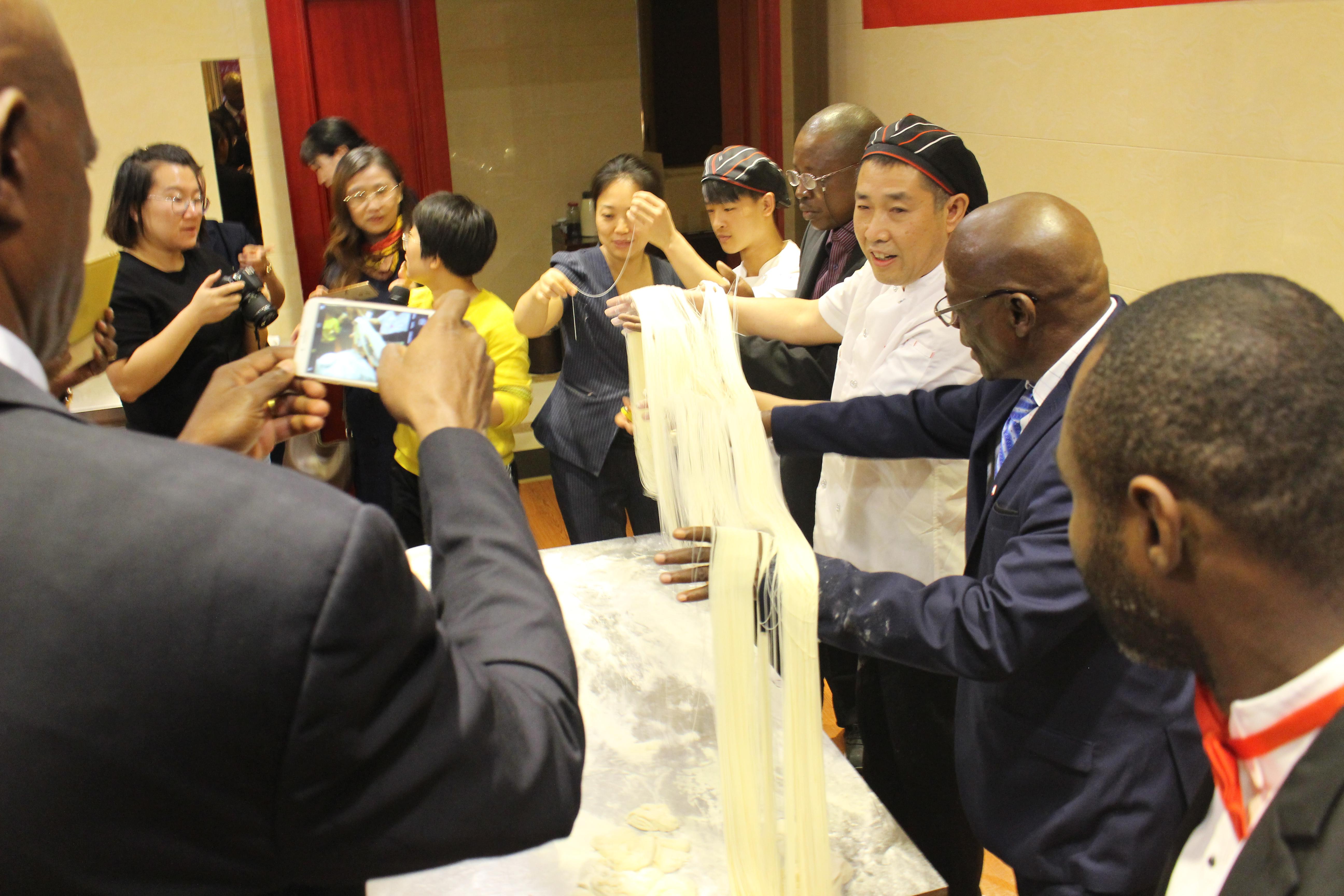 �±���(�й���)���޹�˾ - ����