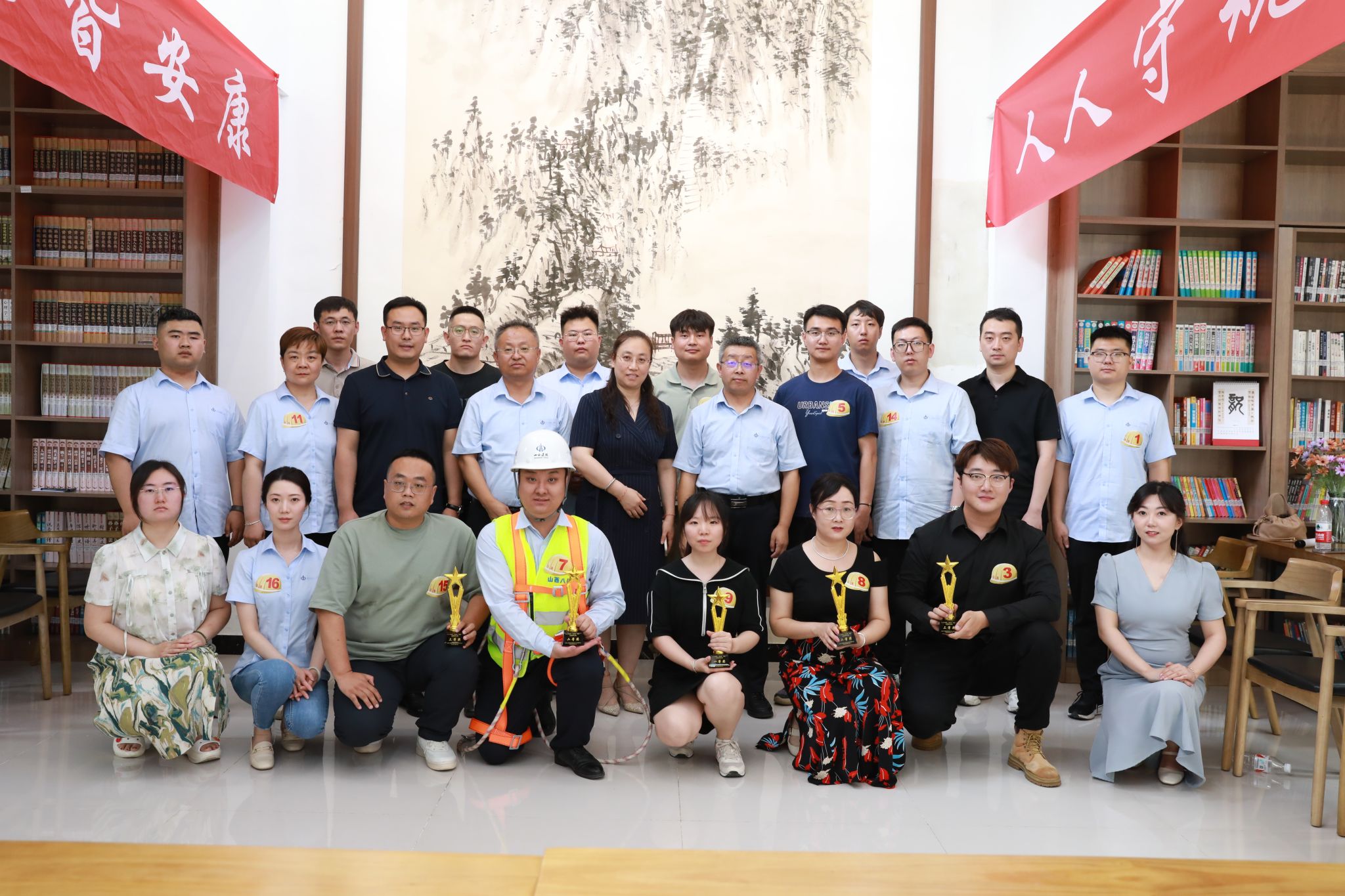 ɽ����Ͷ�˽����žٰ조�й��Ρ��Ͷ������������ع淶���洦�԰����������ݽ�����