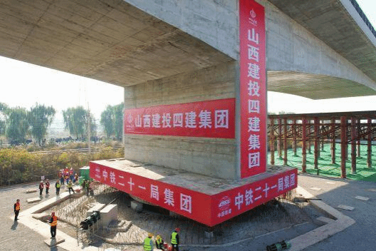 �±���(�й���)���޹�˾ - ����