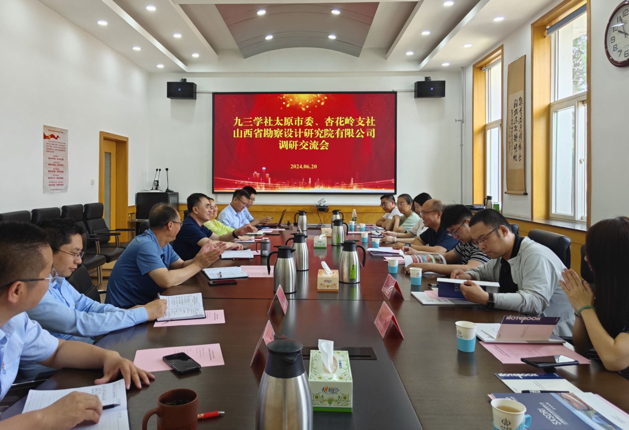 ��ǿ�������� Я��ͬı����