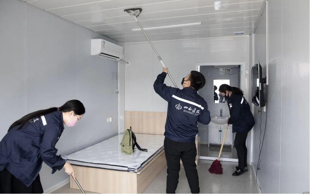 ����Ͷս���ߡ���ɽ����Ͷ�������ſ�չ���������������Ͷ������⵳���˶�