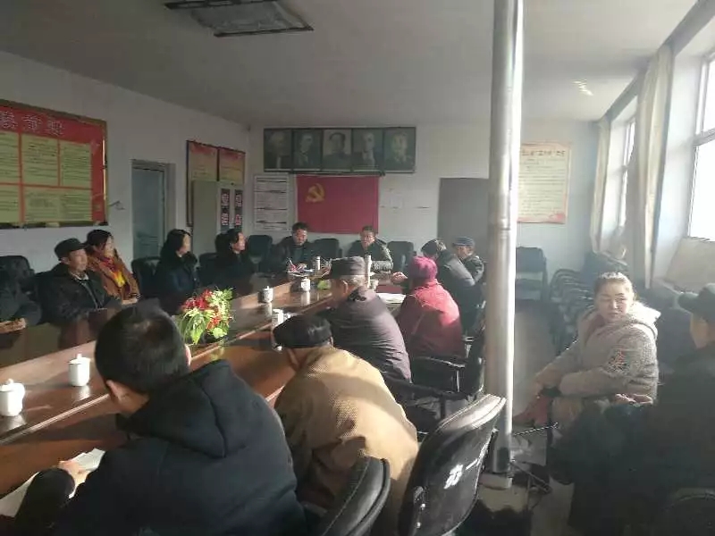 ɽ����Ͷ��е�����ŷ�ƶ����ӽں������ʵ