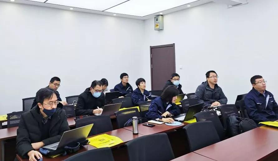 ɽ����Ͷ�ܳа���˾�ٰ�Ʒ��������������������ģ��ר��ƻ�����ר����ѵ