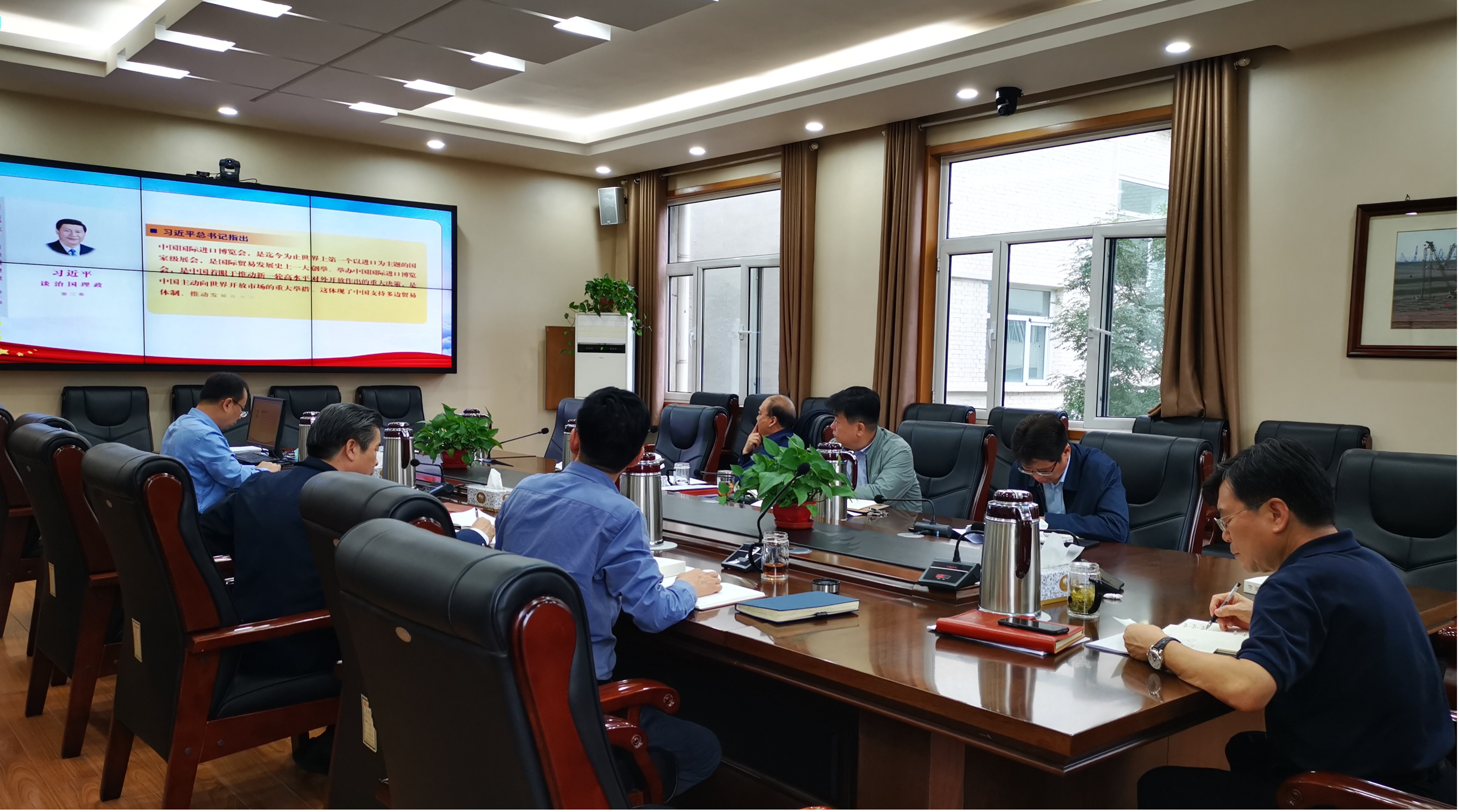 ɽ����Ͷ��е�����ŵ�ί����ѧϰ�������ٿ���ϰ��ƽ̸�ι�������������������ר��ѧϰ����